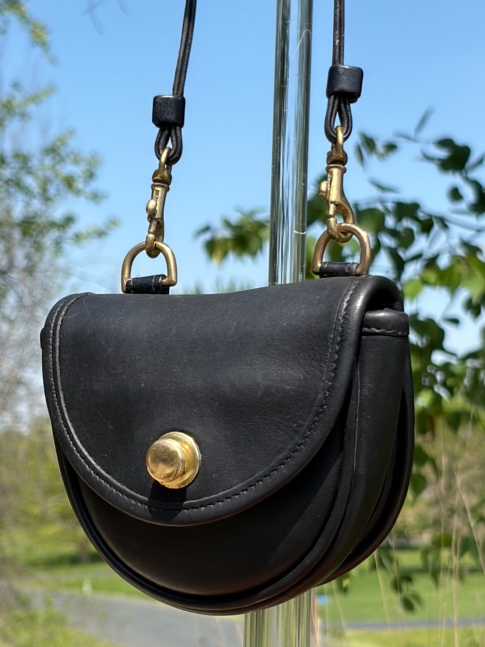 Vintage COACH Mini Belt Bag Black Leather 9826 EUC - Picture 4 of 17